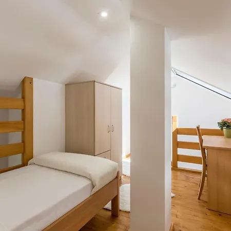 Loza - Moja Stina * Seoca