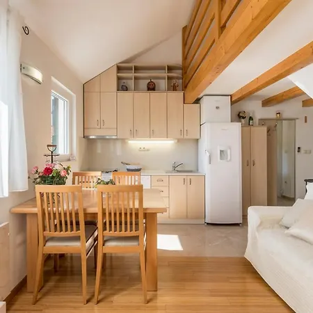 Ferienhaus Loza - Moja Stina Seoca