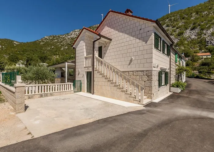 Ferienhaus Loza - Moja Stina Seoca