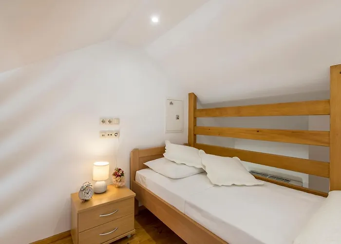 Loza - Moja Stina Ferienhaus Seoca