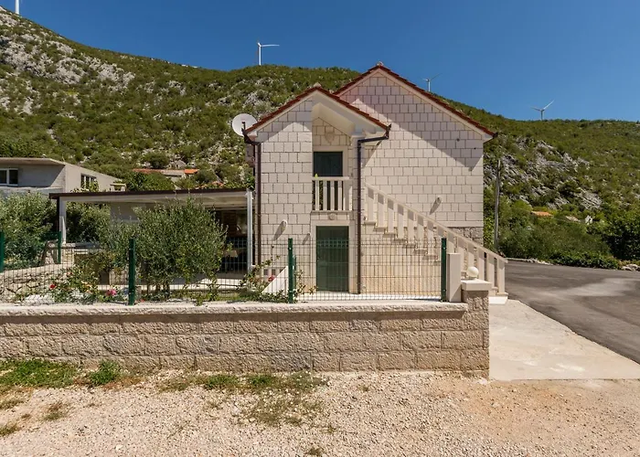 Ferienhaus Loza - Moja Stina